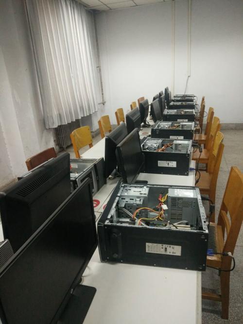 计算机系统维护实验室